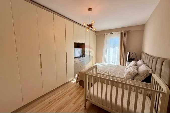Tirane, shitet apartament , 100 m² 223.000 € 