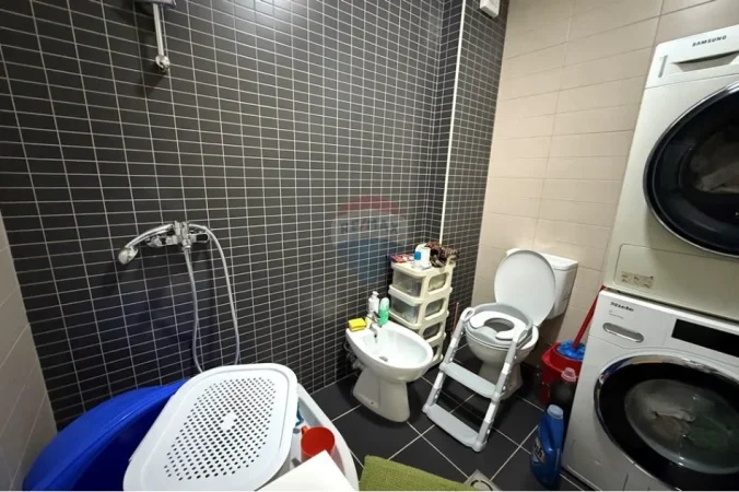 Tirane, shitet apartament , 100 m² 223.000 € 
