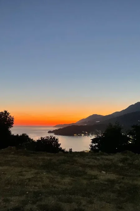 Vlore, shes truall ne bregdet , 3.015 m² 2.800.000 € (Himare)