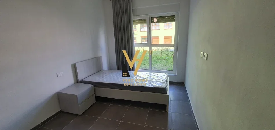 Tirane, jepet me qera apartament 2+1+Ballkon Kati 1, 83 m² 500 € (ALI DEMI)