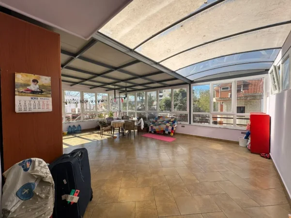 Tirane, jepet me qera apartament 2+1 Kati 2, 100 m² 65.000 € (Don Bosko)