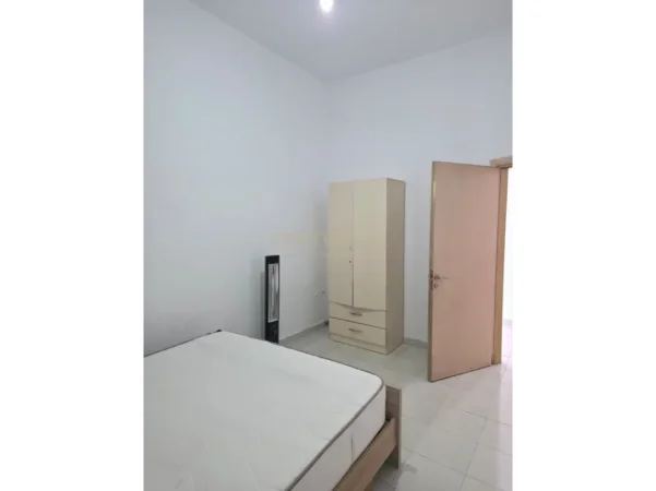 Durres, jepet me qera apartament 2+1 Kati 1, 80 m² 350 € 