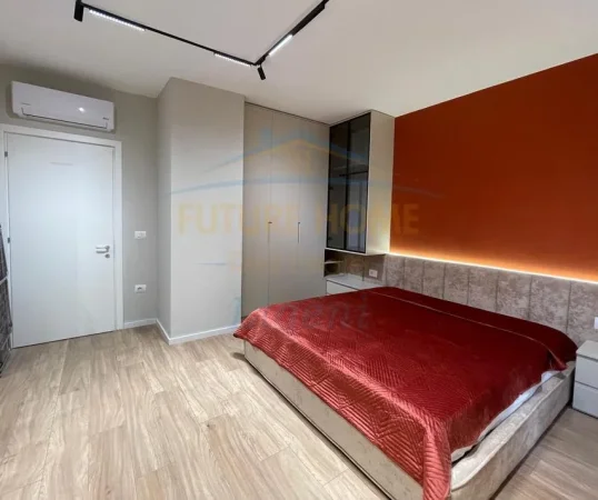 Tirane, jepet me qera apartament 1+1+Ballkon Kati 3, 76 m² 750 € (Kopshti zoologjik)
