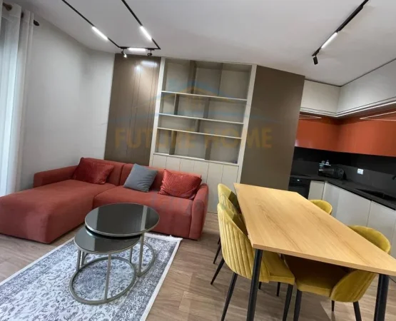 Tirane, jepet me qera apartament 1+1+Ballkon Kati 3, 76 m² 750 € (Kopshti zoologjik)