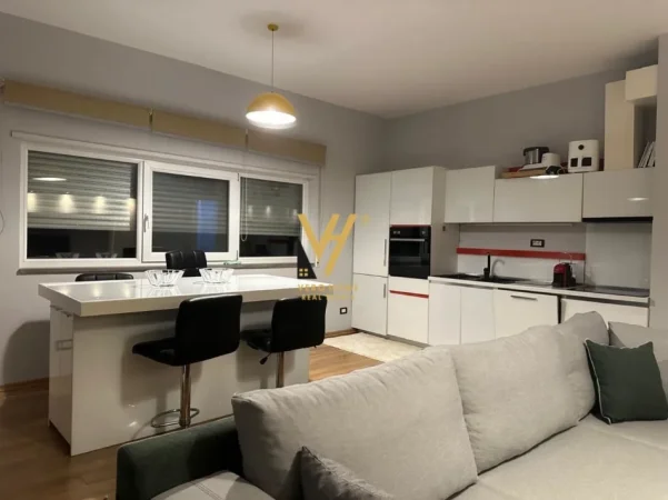 Tirane, jepet me qera apartament 2+1+Ballkon Kati 4, 115 m² 1.050 € (KOPSHTI BOTANIK)