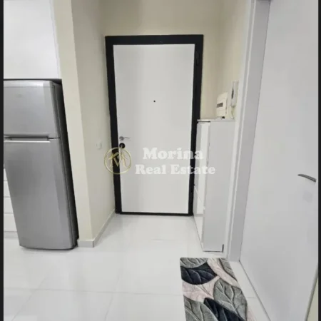 Tirane, jepet me qera apartament 1+1 Kati 5, 60 m² 450 € (Univers City)