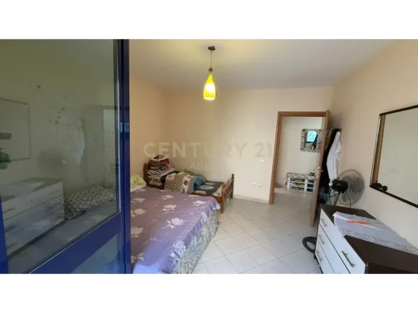 Durres, shitet apartament 1+1 Kati 3, 75 m² 100.000 € 