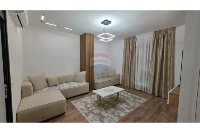 Tirane, jepet me qera apartament 2+1 Kati 3, 85 m² 800 € 