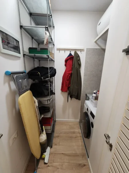 🌟 Hera e parë me Qira – Apartament Luxury 1+1 në Zemër të Qendrës (📍Myslym Shyri – Taiwani) 60m² Kati 4, Çmimi : 68,000Leke/Muaj 🔥