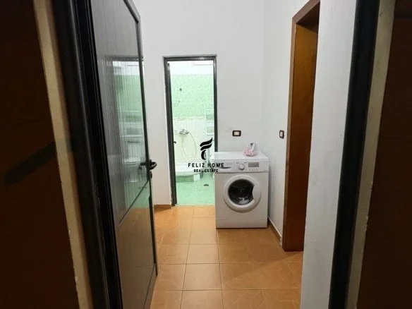 Tirane, jepet me qera apartament 1+1 Kati 1, 80 m² 350 € (RRUGA JORDAN MISJA)