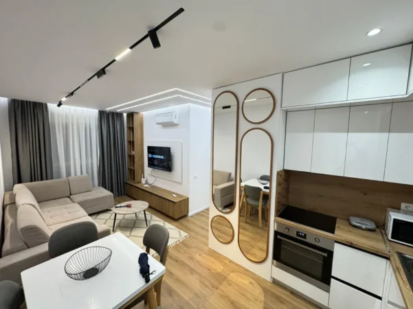 Tirane, jepet me qera apartament 2+1 Kati 7, 89 m² 