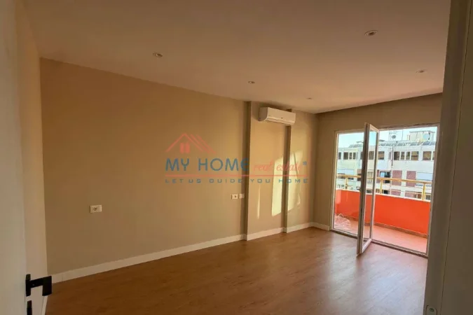 Tirane, shitet apartament 2+1+Ballkon Kati 11, 80 m² 199.000 € (Stacioni i Trenit)