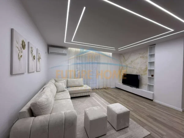 Tirane, jepet me qera apartament 2+1 Kati 1, 102 m² 600 € (UNAZA E RE)