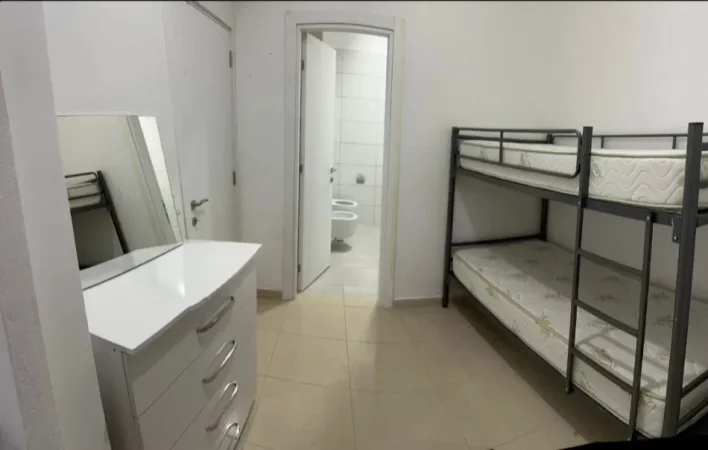 Tirane, jepet me qera garsonier Kati 1, 45 m² 300 € (Kodra e Diellit)
