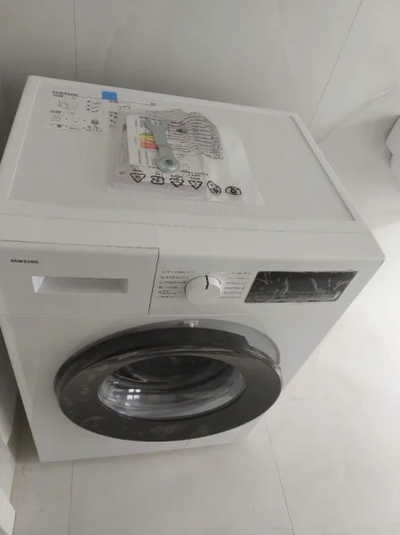 Tirane, jepet me qera apartament 2+1+Ballkon Kati 4, 77 m² (Pasho hysa)