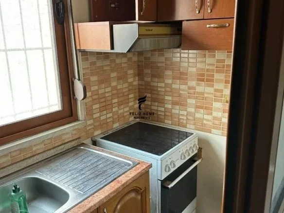 Tirane, shitet apartament 2+1 Kati 2, 73 m² 135.000 € (XHAMLLIKU)