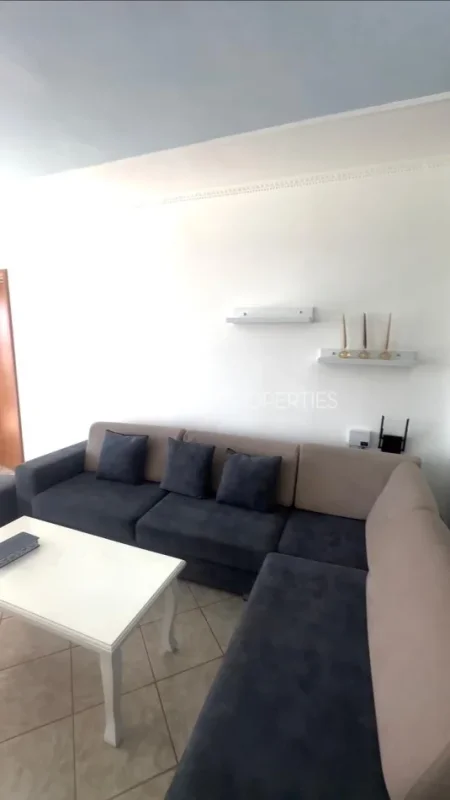 Durres, jepet me qera apartament 3+1+Ballkon Kati 2, 120 m² 800 € (durres vollga)