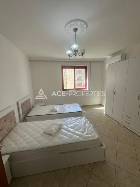 Durres, jepet me qera apartament 3+1+Ballkon Kati 2, 120 m² 800 € (durres vollga)