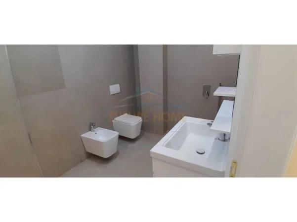 Tirane, shitet apartament Dublex Kati 4, 73 m² 170.000 € (Dajt)