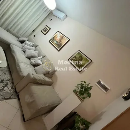 Tirane, jepet me qera apartament 1+1 Kati 8, 60 m² 450 € (Astir)