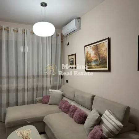 Tirane, jepet me qera apartament 1+1 Kati 8, 60 m² 450 € (Astir)