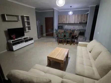 Tirane, jepet me qera apartament 2+1 Kati 3, 107 m² 490 € 