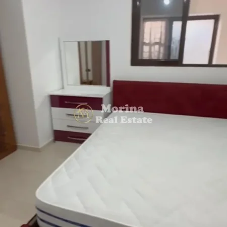 Tirane, jepet me qera shtepi 1+1 Kati 1, 65 m² 300 € (5 Maji)