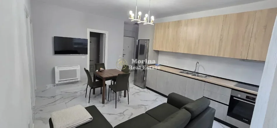 Tirane, jepet me qera apartament 2+1 Kati 3, 83 m² 650 € (Liqeni i Thate)
