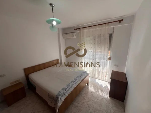 Tirane, jepet me qera 3+1 Kati 5, 110 m² 650 € (selvia)