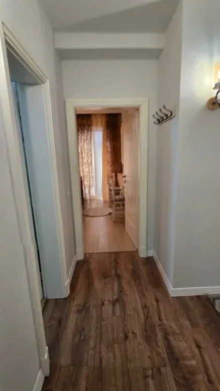 Tirane, jepet me qera apartament 3+1 Kati 2, 118 m² 1.000 € (Kodra e Diellit)