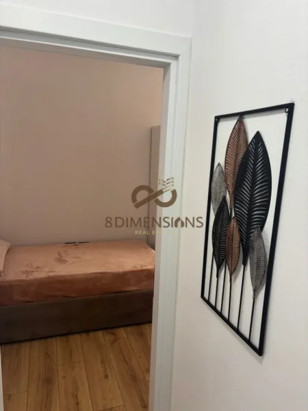 Tirane, jepet me qera apartament 2+1+Ballkon Kati 5, 100 m² 700 € (21 dhjetori)