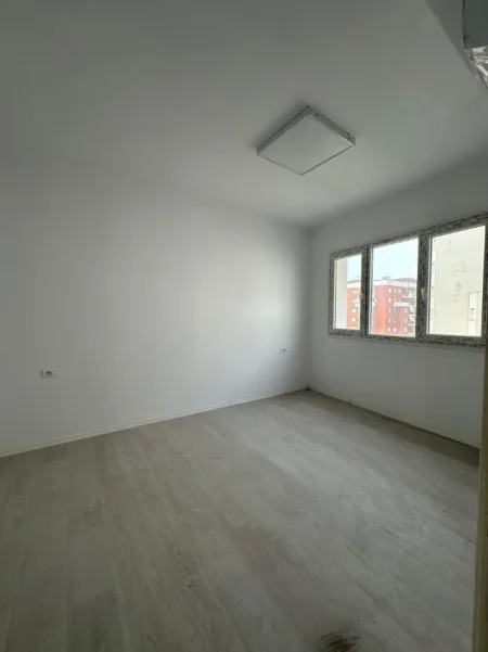 Tirane, jepet me qera apartament 2+1 Kati 4, 110 m² 400 € (Astir)