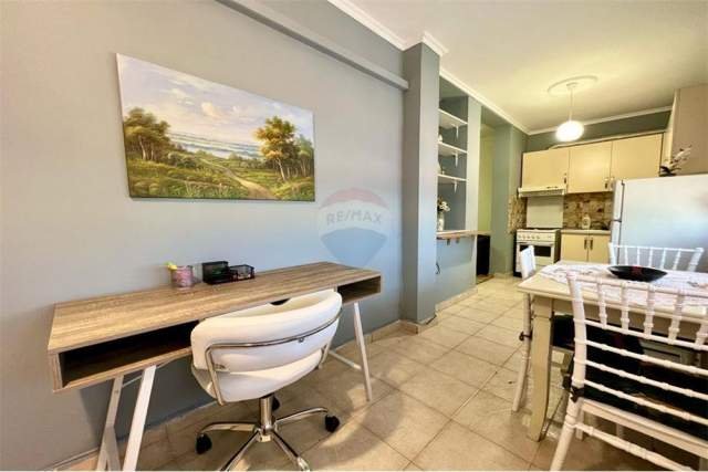 Tirane, jepet me qera apartament 1+1+BLK Kati 6, 70 m² 550 Euro (Komuna e Parisit)