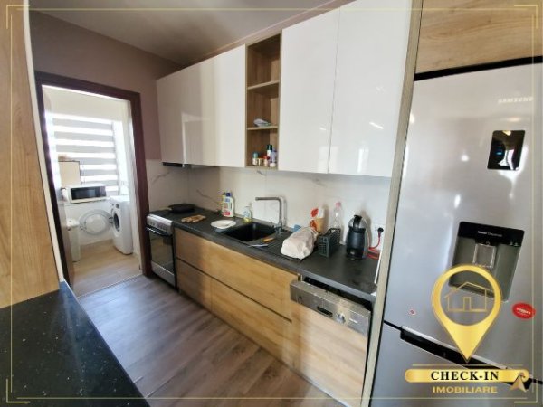 Tirane, jepet me qera apartament Kati 8, 87 m² 600 Euro (Fusha e Aviacionit)