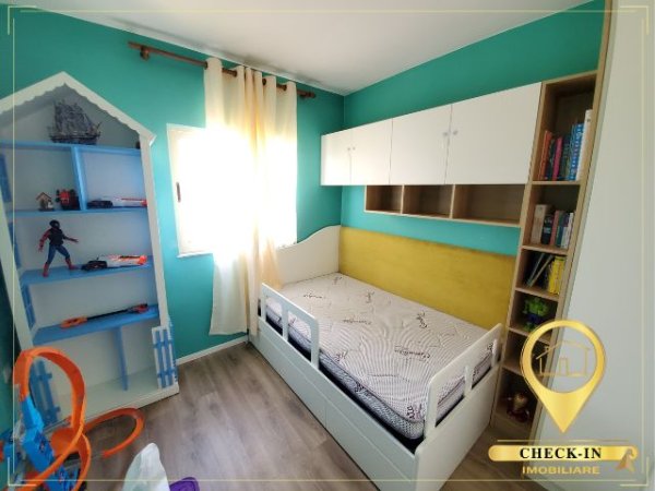 Tirane, jepet me qera apartament Kati 8, 87 m² 600 Euro (Fusha e Aviacionit)