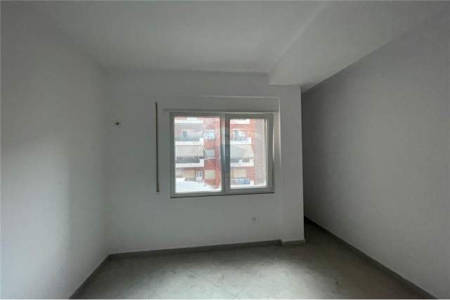 Tirane, jepet me qera apartament 2+1+BLK Kati 6, 117 m² 450 Euro (Teodor Keko)