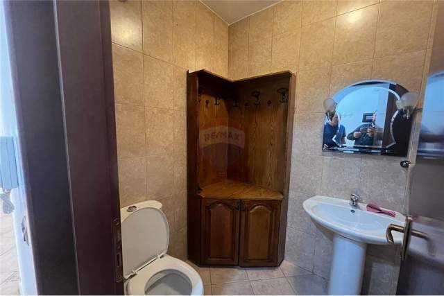 Tirane, shitet apartament 2+1+BLK Kati 3, 116 m² 250.000 Euro (Rruga e Elbasanit)