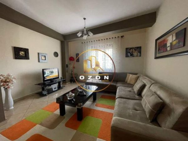 Pogradec, shitet shtepi 3 Katshe Kati 3, 350 m² 236.000 Euro (POGRADEC)