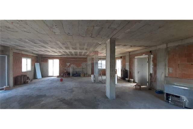Tirane, jepet me qera ambjent biznesi Kati 0, 459 m² 3.500 Euro (Sauk)