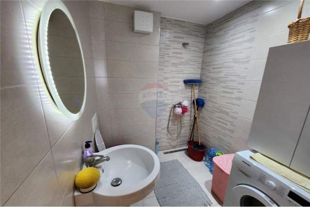 Tirane, shitet apartament 1+1+A Kati 2, 59 m² 105.000 Euro (Delijorgji)