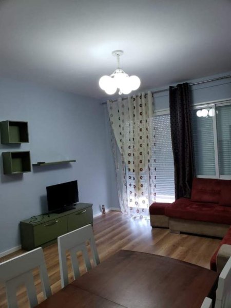 Tirane, jepet me qera apartament 1+1+BLK Kati 3, 80 m² 35.000 Leke (prane restorant Fresku)