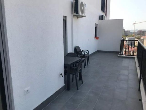 Tirane, jepet me qera apartament 1+1+BLK Kati 7, 70 m² 500 Euro (rruga Gjon Buzuku)