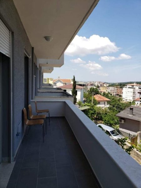 Tirane, jepet me qera apartament 1+1+BLK Kati 3, 81 m² 350.000 Leke (Fresk)