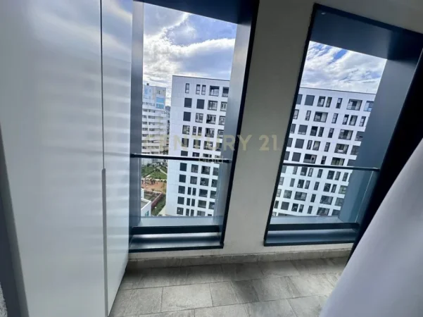 Tirane, jepet me qera apartament 1+1+Ballkon Kati 9, 65 m² 700 € 