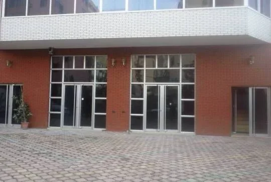 Tirane, jepet me qera ambjent biznesi Kati 4, 1.400 m² 13.500 € (RRUGA E KAVAJES)