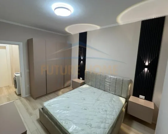 Tirane, jepet me qera apartament 1+1 Kati 4, 70 m² 600 € (Rruga e Dibrës)