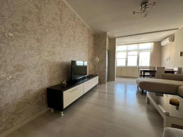 Durres, shitet apartament 2+1 Kati 8, 90 m² 140.000 € (Markata)