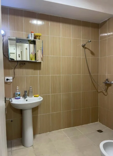 Tirane, shitet nga Pronari, pa-komision apartament 3+1+Ballkon Kati 3, 127 m² 210.000 € 