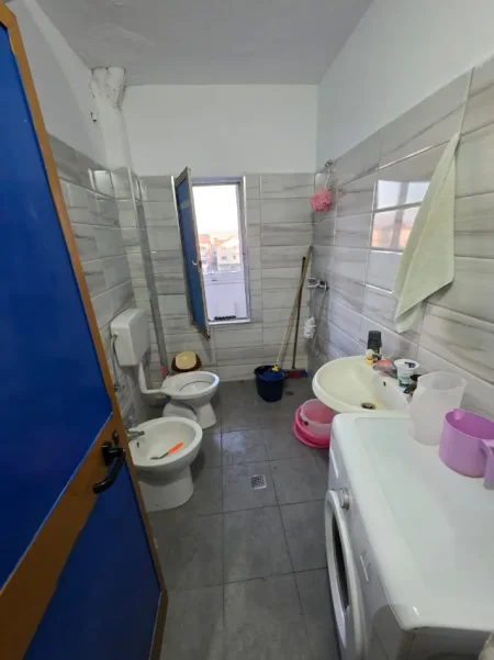 Durres, shitet apartament 2+1 Kati 4, 75 m² 85.000 € (Vala Park)