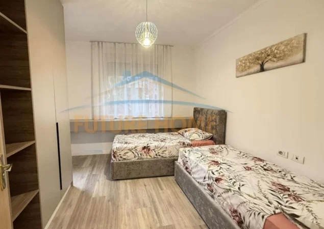 Tirane, jepet me qera apartament 2+1 Kati 1, 102 m² 600 € (Vila L , Tirane)